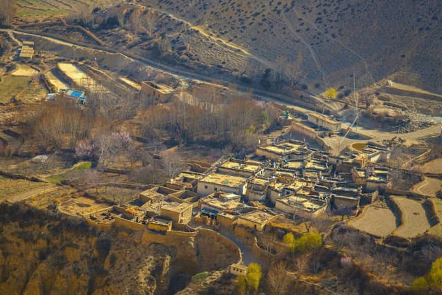 Upper Mustang Tour by Road from Kathmandu