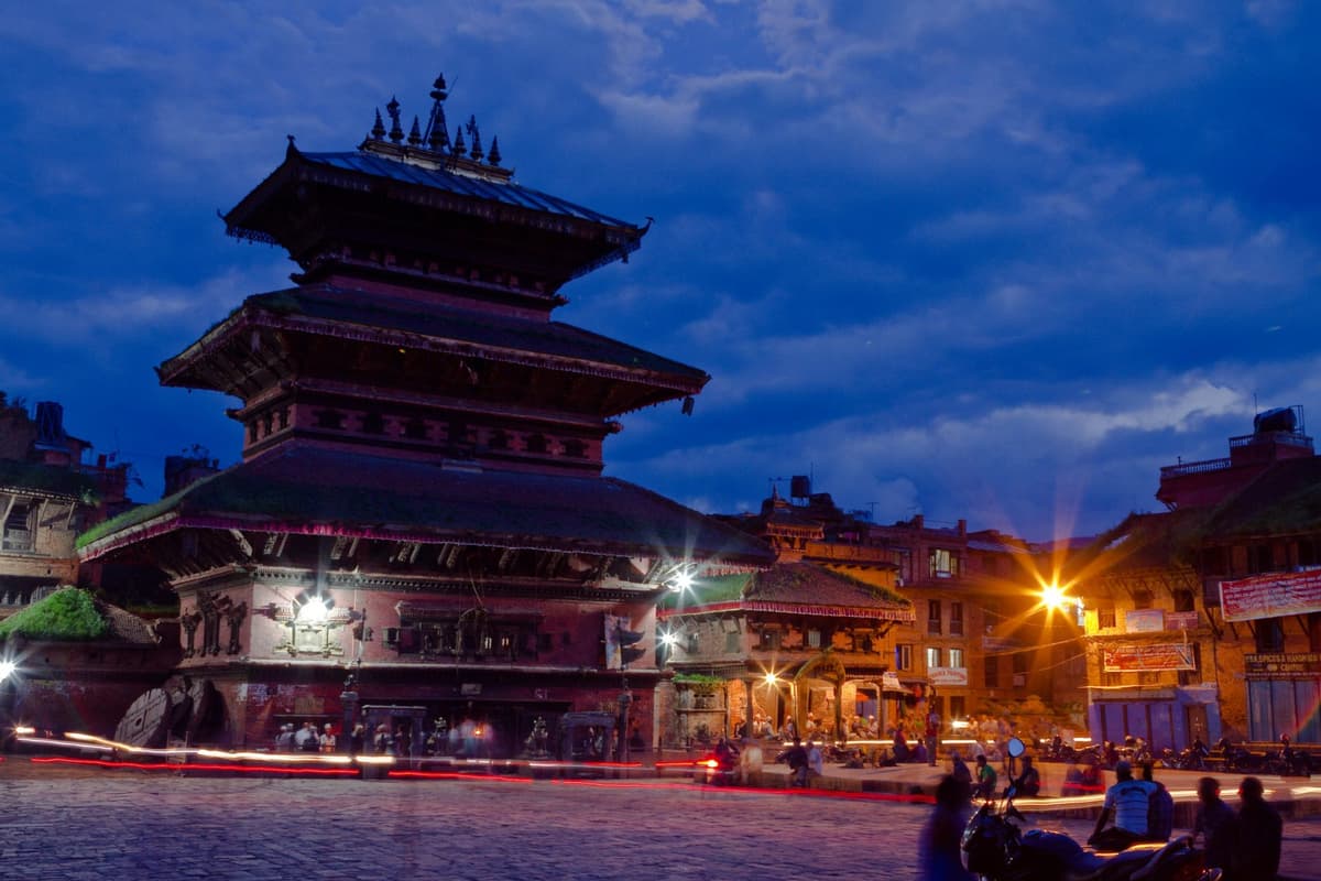 7 UNESCO World Heritage Sites Tour with a Night in Bhaktapur