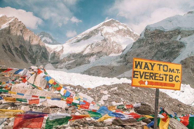 Everest Base Camp Trek with Kala Patthar Sunrise